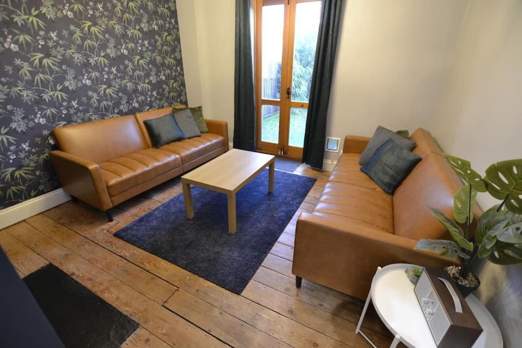 Villa The Hive 4 Bed House Pool Table Air-Con Maidstone Esterno foto