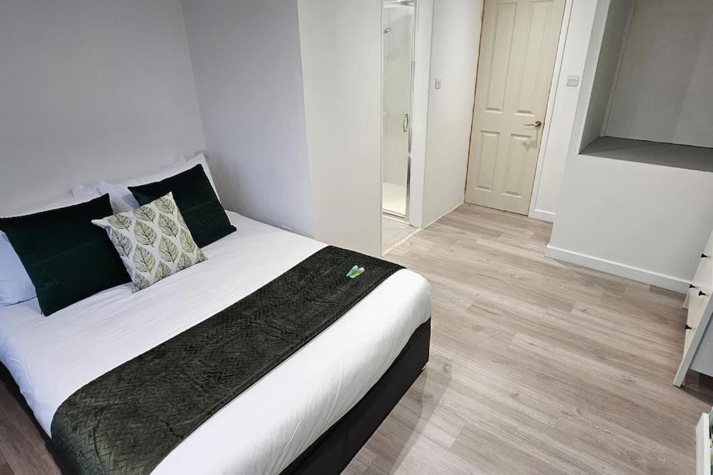 Villa The Hive 4 Bed House Pool Table Air-Con Maidstone Esterno foto