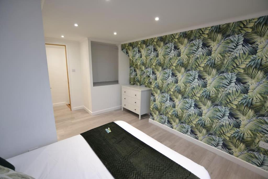 Villa The Hive 4 Bed House Pool Table Air-Con Maidstone Esterno foto
