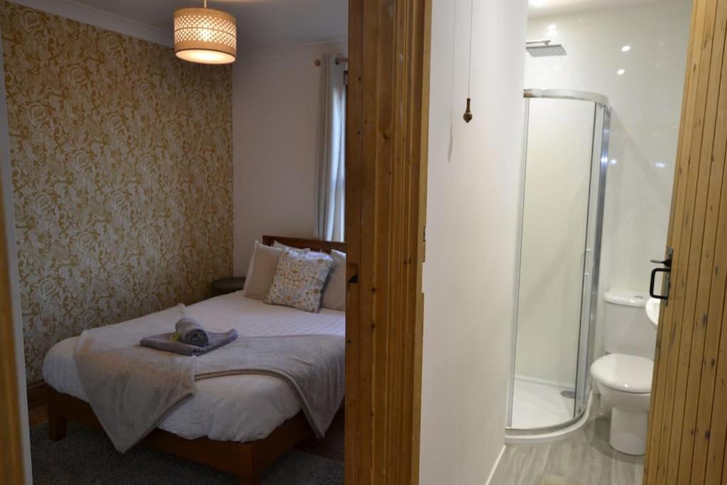 Villa The Hive 4 Bed House Pool Table Air-Con Maidstone Esterno foto
